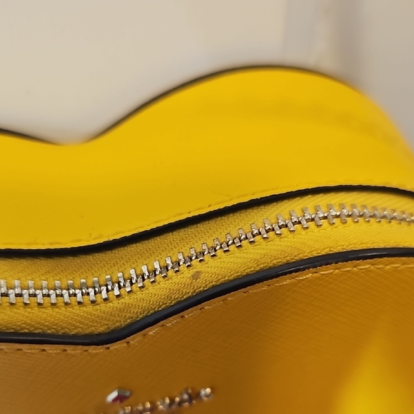 Kate Spade Heart-Shaped Yellow Mini Bag - Picture 3 of 9